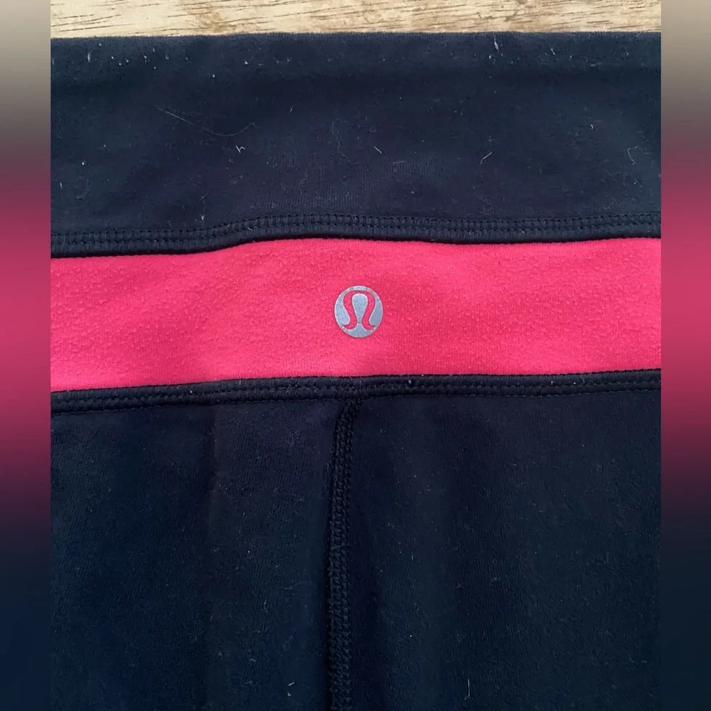 Lululemon Women’s Sz 12 Groove‎ Pant in Black/Bloom Juice